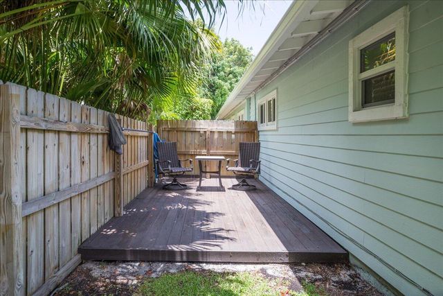 1110 SW 15th Street, Boca Raton, FL 33486