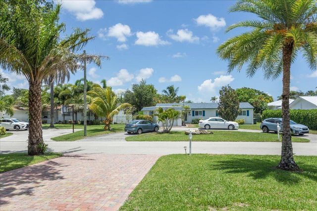 1110 SW 15th Street, Boca Raton, FL 33486