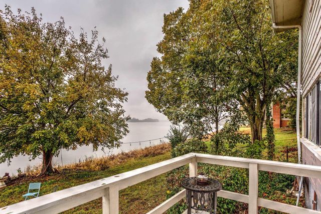 317 W Water Street, Newburgh, IN 47630