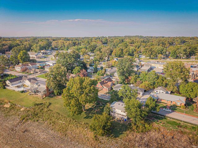 317 W Water Street, Newburgh, IN 47630