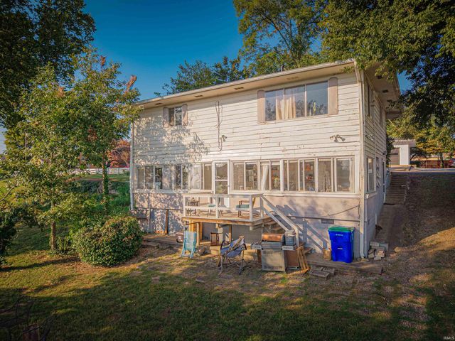 317 W Water Street, Newburgh, IN 47630