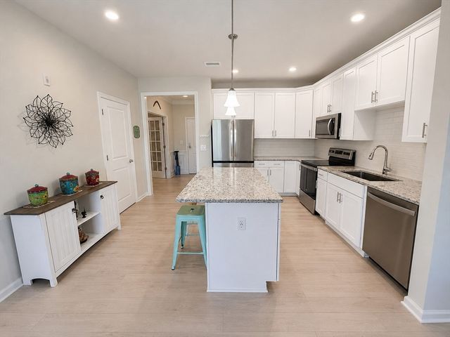 1108 Peters Farm Way 1108, Westborough, MA 01581