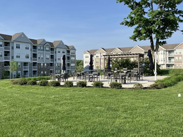1108 Peters Farm Way 1108, Westborough, MA 01581