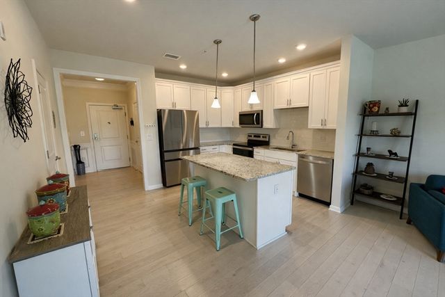 1108 Peters Farm Way 1108, Westborough, MA 01581