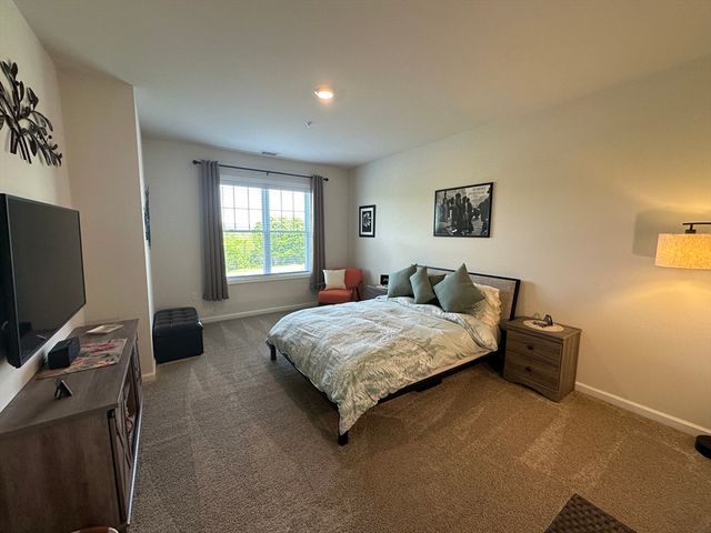 1108 Peters Farm Way 1108, Westborough, MA 01581