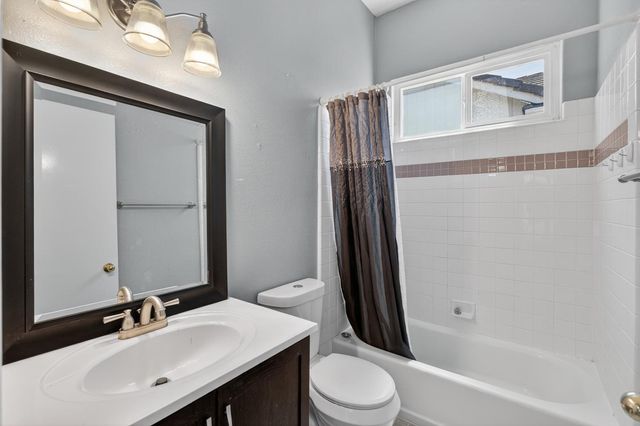 8505 Ardennes Way, Elk Grove, CA 95758