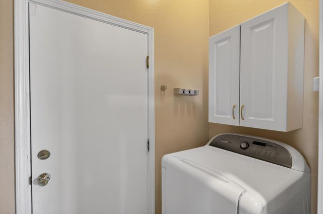 8505 Ardennes Way, Elk Grove, CA 95758