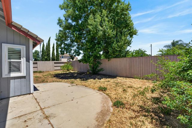 8505 Ardennes Way, Elk Grove, CA 95758
