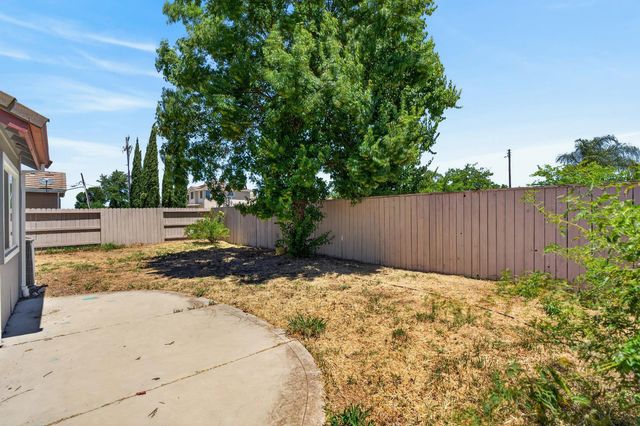 8505 Ardennes Way, Elk Grove, CA 95758