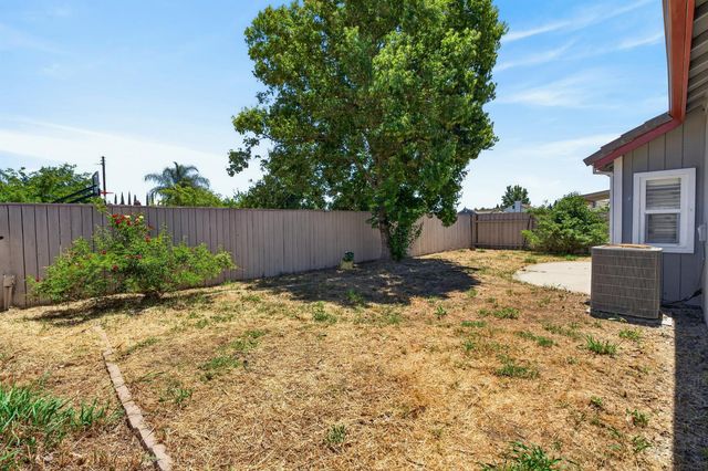 8505 Ardennes Way, Elk Grove, CA 95758