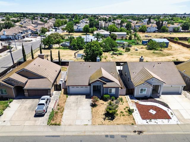 8505 Ardennes Way, Elk Grove, CA 95758