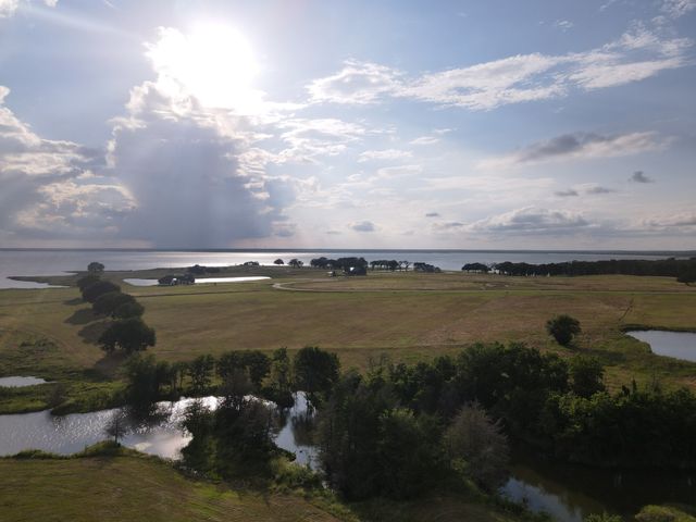 265 Sailview Court, Honey Grove, TX 75446