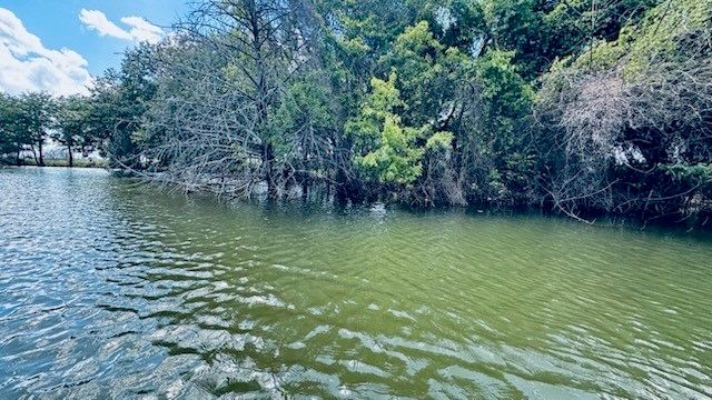 265 Sailview Court, Honey Grove, TX 75446