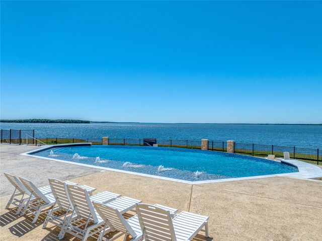 265 Sailview Court, Honey Grove, TX 75446
