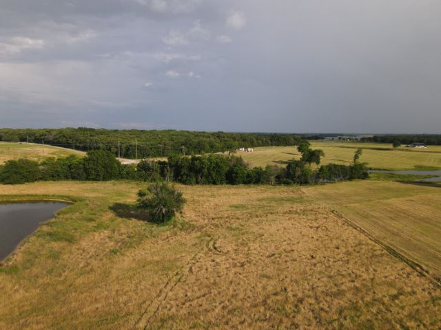 265 Sailview Court, Honey Grove, TX 75446