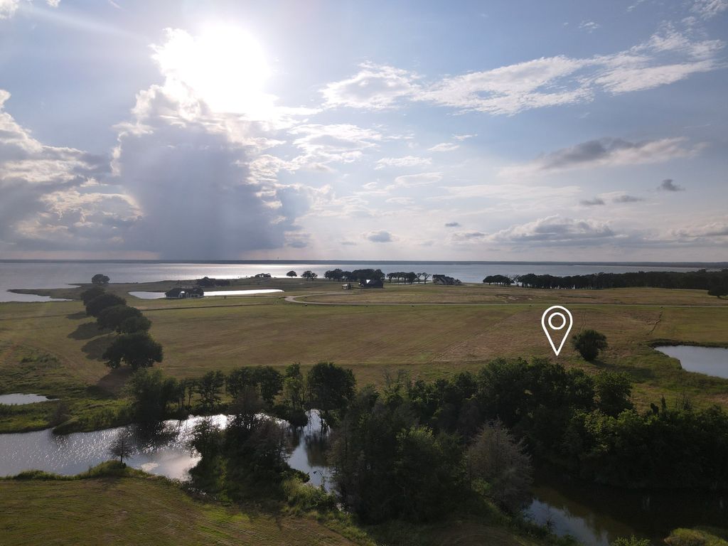 265 Sailview Court, Honey Grove, TX 75446