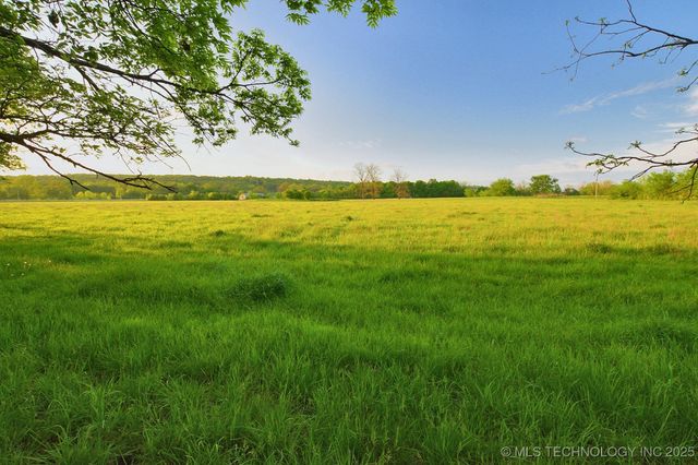 Hwy 62, Tahlequah, OK 74464