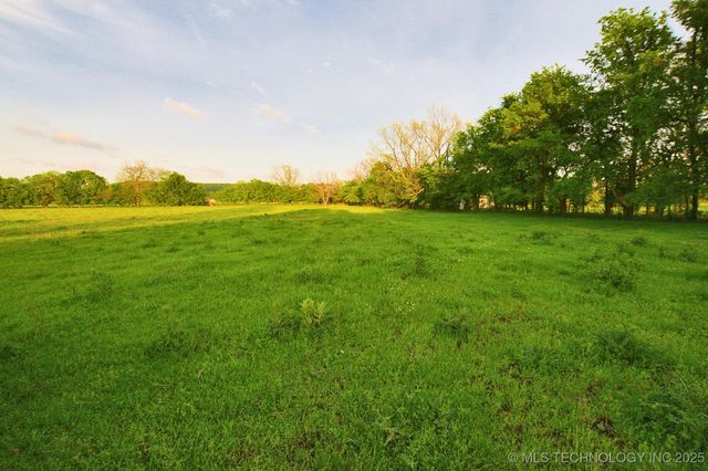 Hwy 62, Tahlequah, OK 74464