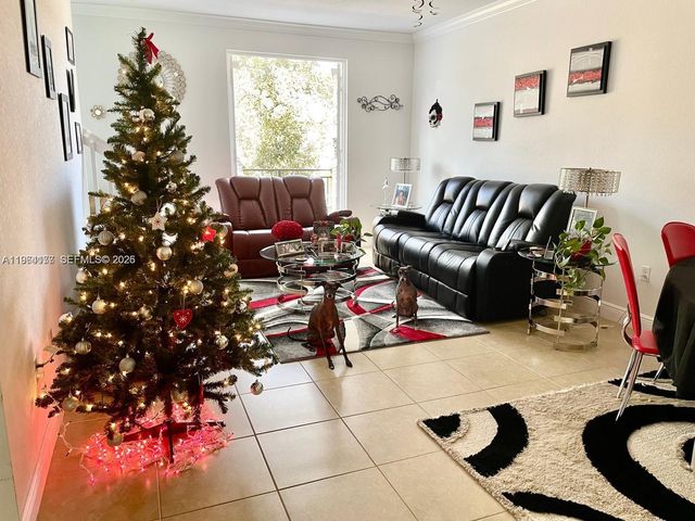 819 SW 147th Ave 1405, Pembroke Pines, FL 33027
