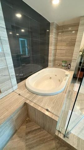 101 S Fort Lauderdale Beach Blvd 707, Fort Lauderdale, FL 33316