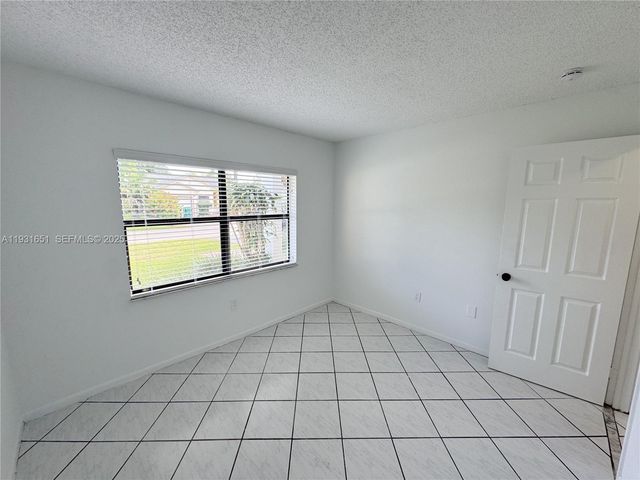 13408 SW 116 CT, Kendall, FL 33176