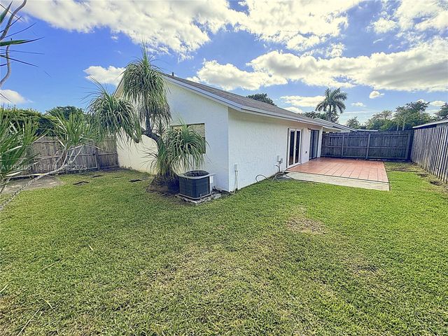 13408 SW 116 CT, Kendall, FL 33176