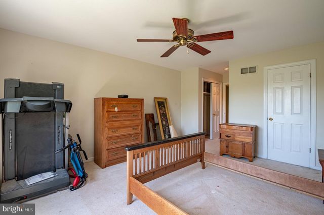 12 UPPER CREEK RD., Stockton, NJ 08559