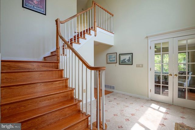 12 UPPER CREEK RD., Stockton, NJ 08559