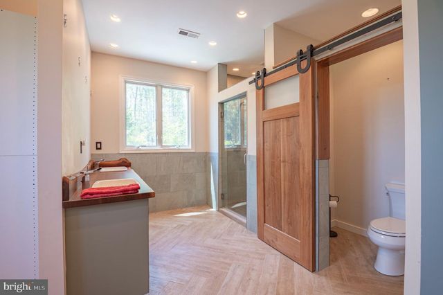 12 UPPER CREEK RD., Stockton, NJ 08559