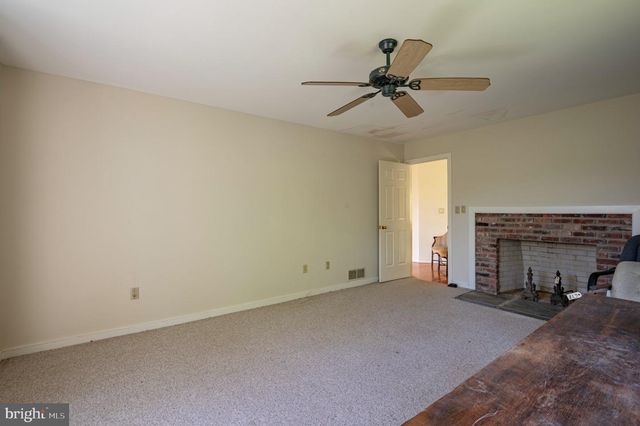 12 UPPER CREEK RD., Stockton, NJ 08559