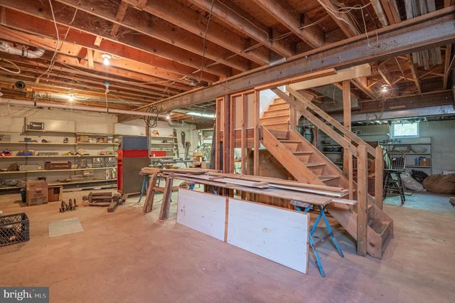 12 UPPER CREEK RD., Stockton, NJ 08559