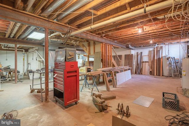 12 UPPER CREEK RD., Stockton, NJ 08559