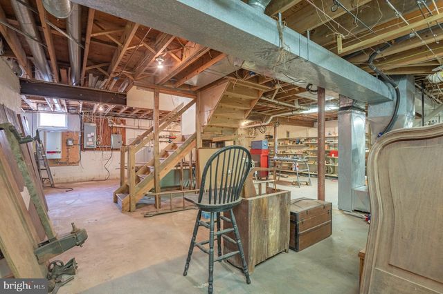12 UPPER CREEK RD., Stockton, NJ 08559