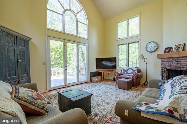 12 UPPER CREEK RD., Stockton, NJ 08559