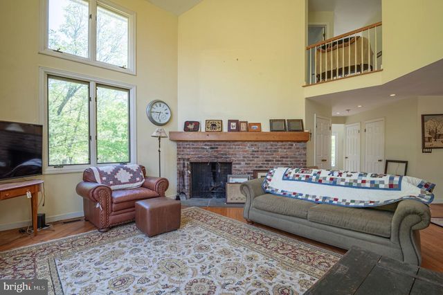 12 UPPER CREEK RD., Stockton, NJ 08559