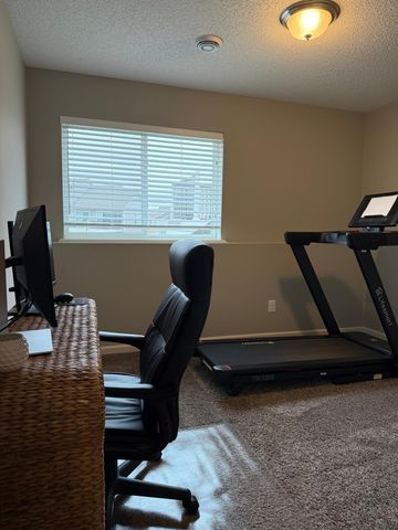 15180 Emory Circle, Apple Valley, MN 55124