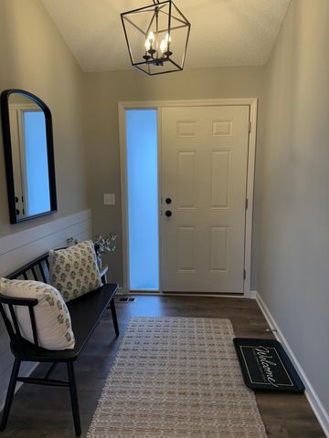 15180 Emory Circle, Apple Valley, MN 55124