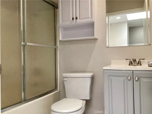 13901 Olive View Lane 2, Sylmar, CA 91342