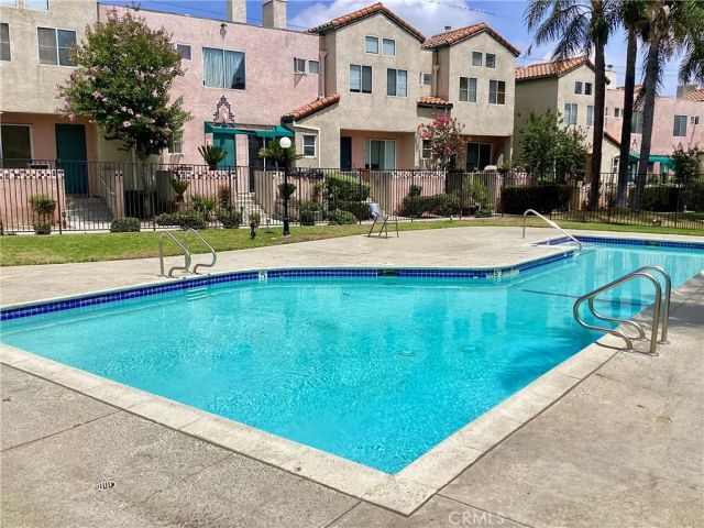13901 Olive View Lane 2, Sylmar, CA 91342