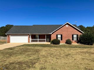 106 Meadow View Drive, Jackson, GA 30233