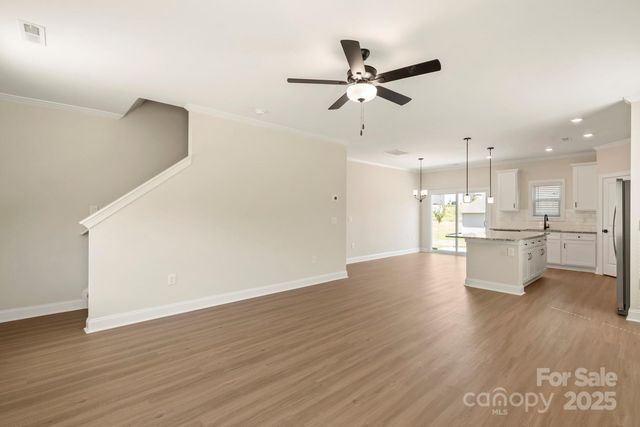 112 Sandypark Court, Troutman, NC 28166