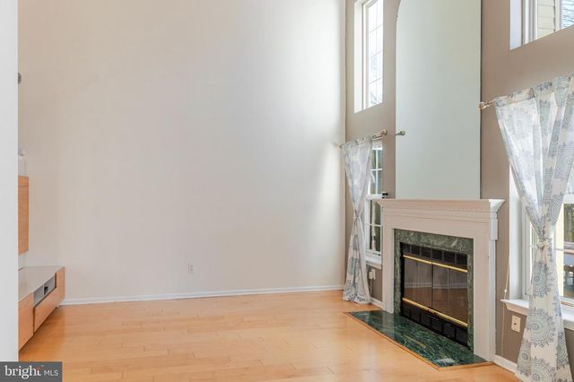 21 STOKES RD, Mount Laurel, NJ 08054