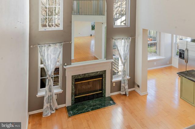 21 STOKES RD, Mount Laurel, NJ 08054