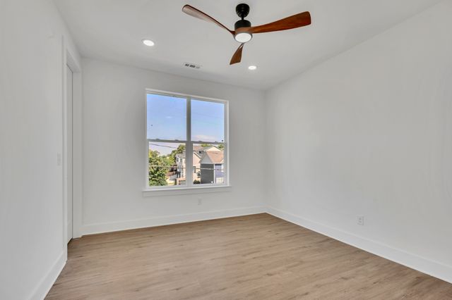 2146 18th Ave, N, Nashville, TN 37208