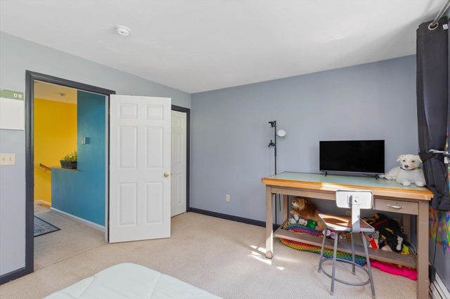73 Forest Road, Hancock, NH 03449