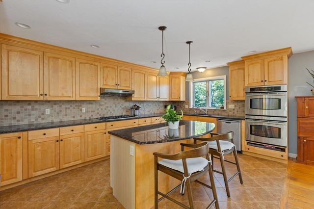 73 Forest Road, Hancock, NH 03449