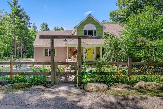 73 Forest Road, Hancock, NH 03449