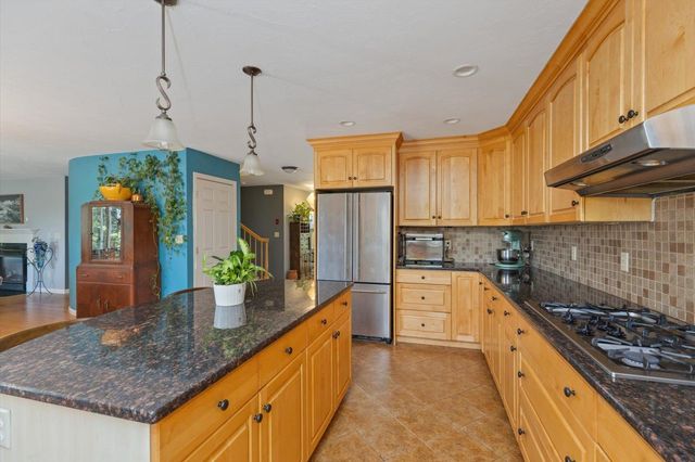 73 Forest Road, Hancock, NH 03449