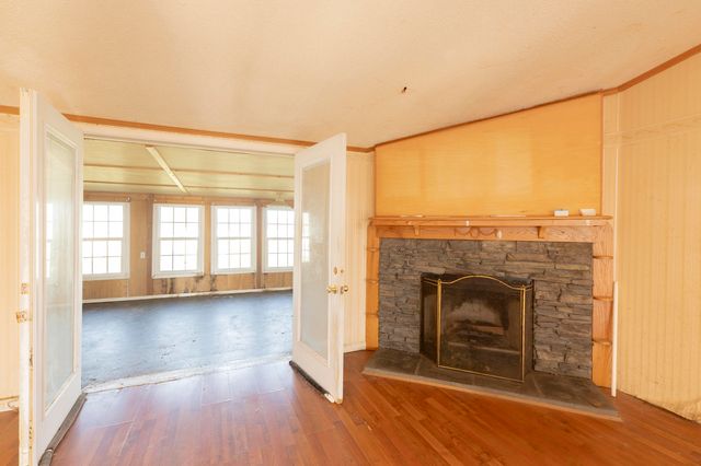 1015 Old Fall Creek Road, Monticello, KY 42633