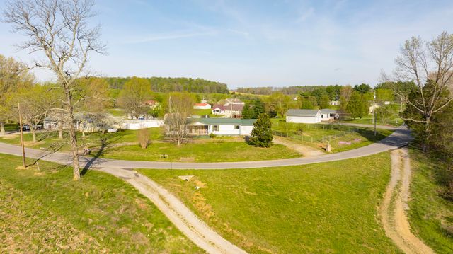 1015 Old Fall Creek Road, Monticello, KY 42633